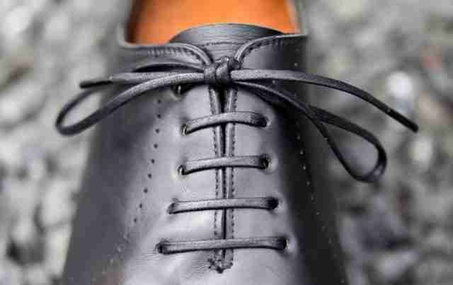 View of Shoelace Knots - YouTube